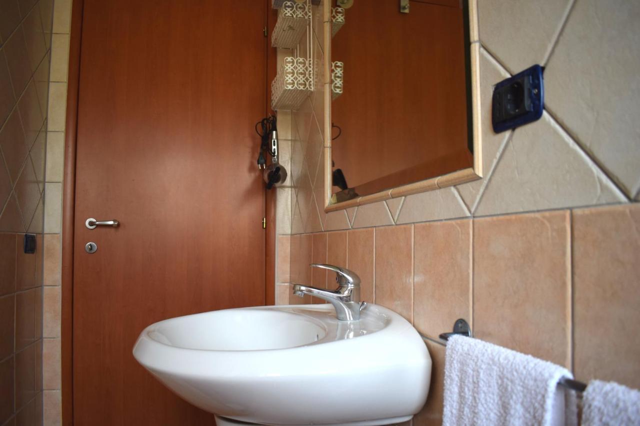 Domus - Casa Vacanza B&B Veroli Екстериор снимка